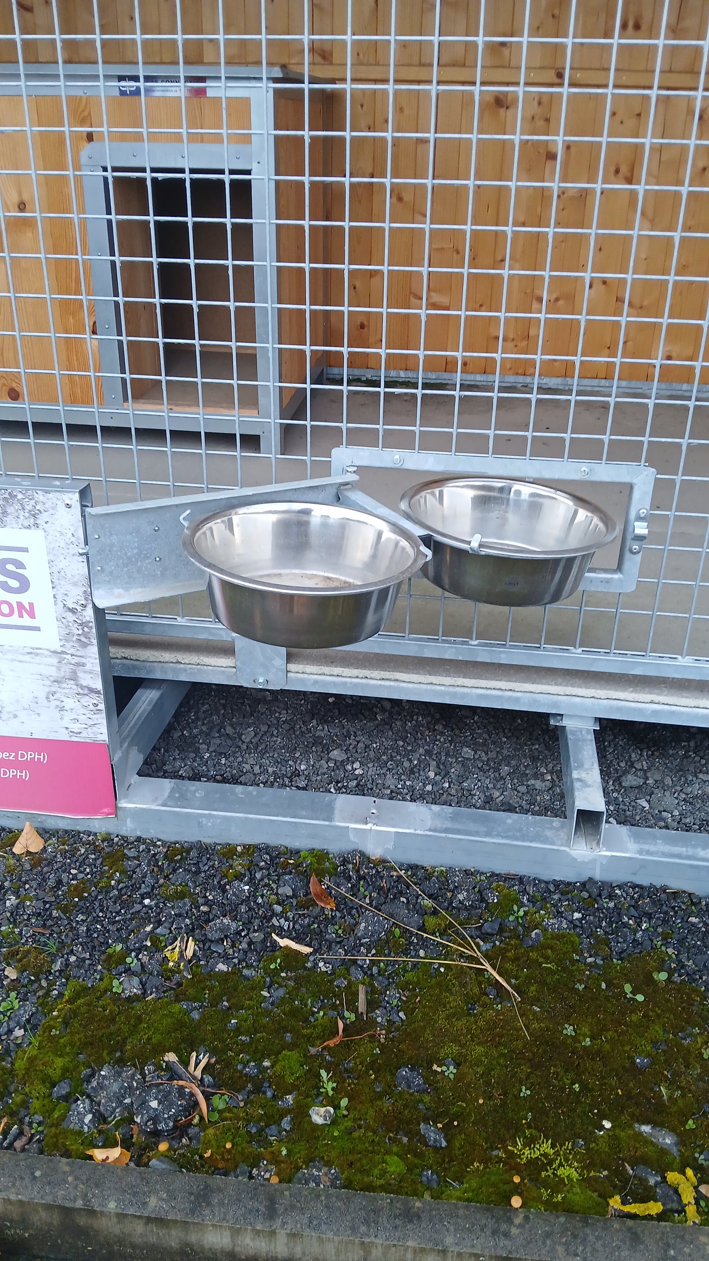 Dvojité krmítko otočné 4 litry